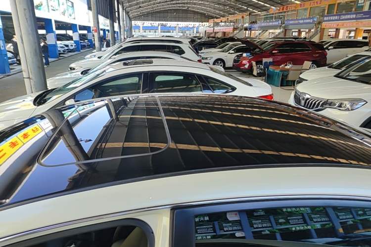 Used Nissan Sylphy 2019 1.6XV CVT Smart Connect Luxury Edition China VI Standard Roof