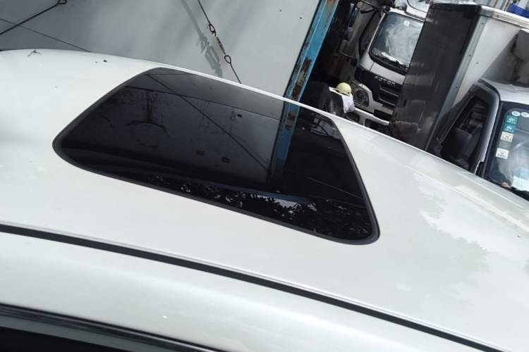 Used Nissan Sylphy 2019 1.6XV CVT Smart Connect Luxury Edition China VI Standard Roof