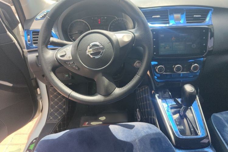 Used Nissan Sylphy 2019 1.6XV CVT Smart Connect Luxury Edition China V Standard Steering Wheel