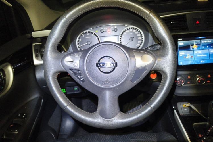 Used Nissan Sylphy 2019 1.6XV CVT Smart Connect Luxury Edition China VI Standard Steering Wheel