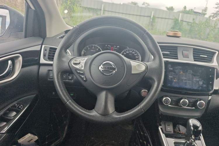Used Nissan Sylphy 2019 Classic 1.6XL CVT Luxury Edition Steering Wheel