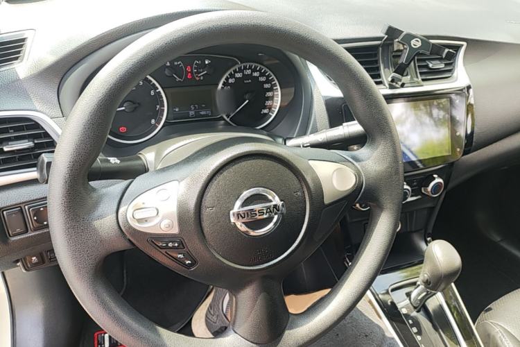 Used Nissan Sylphy 2019 Classic 1.6XL CVT Luxury Edition Steering Wheel