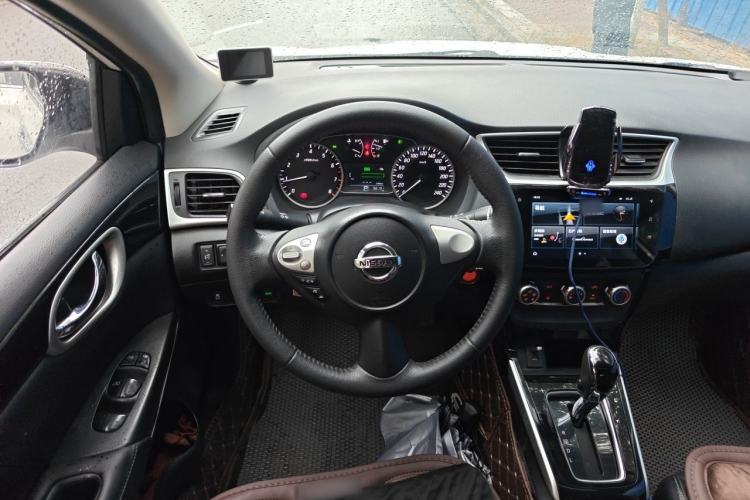 Used Nissan Sylphy 2019 1.6XV CVT Smart Connect Luxury Edition China VI Standard Steering Wheel