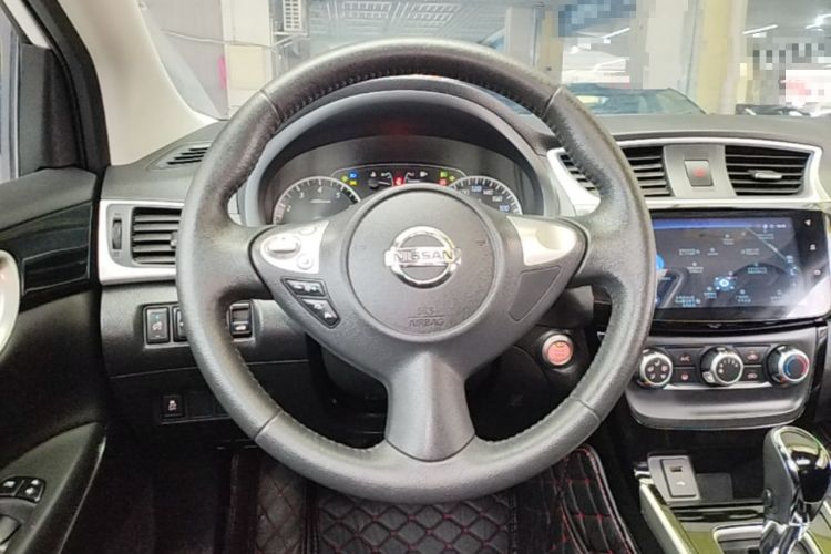 Used Nissan Sylphy 2019 1.6XV CVT Smart Connect Luxury Edition China V Standard Steering Wheel
