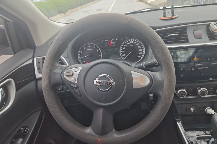 Used Nissan Sylphy 2019 Classic 1.6XL CVT Luxury Edition Steering Wheel