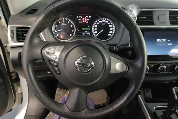 Used Nissan Sylphy 2019 1.6XV CVT Smart Connect Luxury Edition China VI Standard Steering Wheel