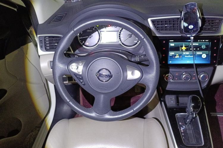 Used Nissan Sylphy 2019 1.6XV CVT Smart Connect Luxury Edition China VI Standard Steering Wheel