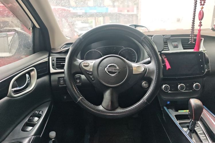 Used Nissan Sylphy 2019 1.6XV CVT Smart Connect Luxury Edition China V Standard Steering Wheel
