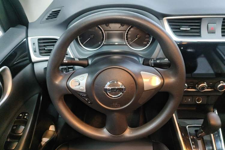 Used Nissan Sylphy 2019 Classic 1.6XL CVT Luxury Edition Steering Wheel