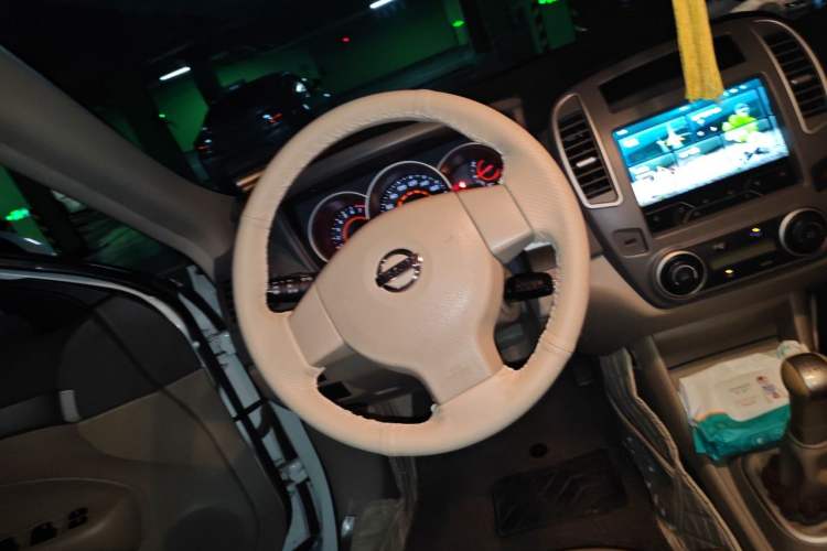 Used Nissan Sylphy 2019 Classic 1.6XE+ Manual SmartConnect Leading Edition Steering Wheel