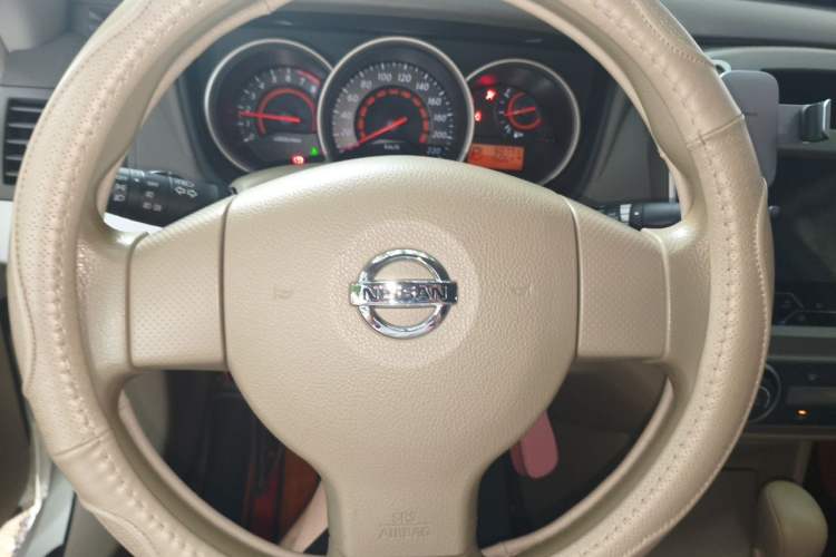 Used Nissan Sylphy 2019 Classic 1.6XE+ CVT SmartConnect Leading Edition Steering Wheel