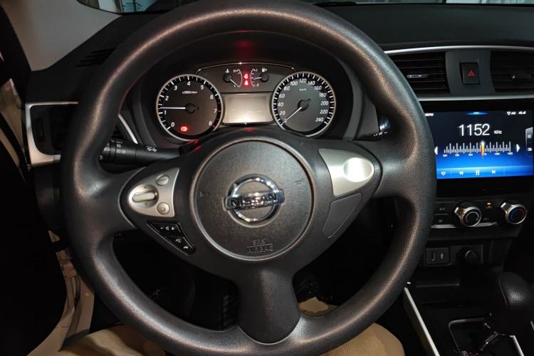 Used Nissan Sylphy 2019 Classic 1.6XL CVT Luxury Edition Steering Wheel