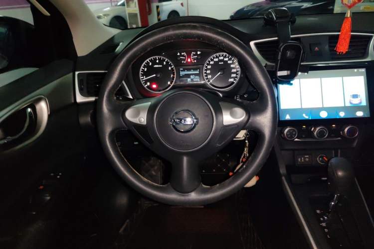 Used Nissan Sylphy 2019 1.6XE CVT Comfort Edition China V Standard Steering Wheel