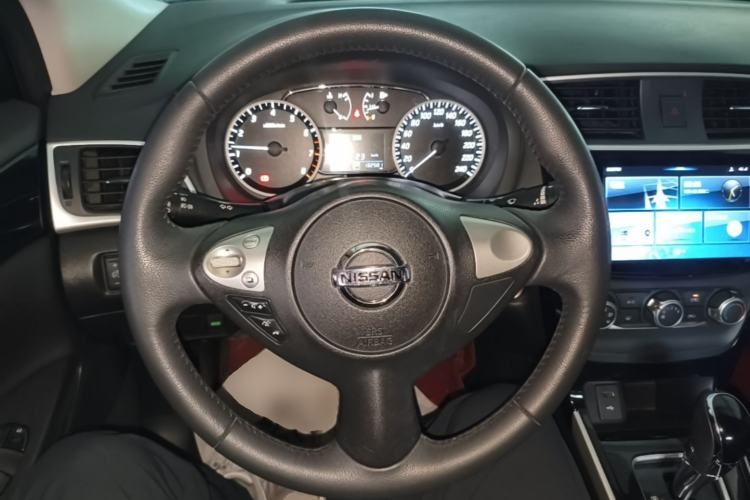 Used Nissan Sylphy 2019 1.6XV CVT Smart Connect Luxury Edition China VI Standard Steering Wheel
