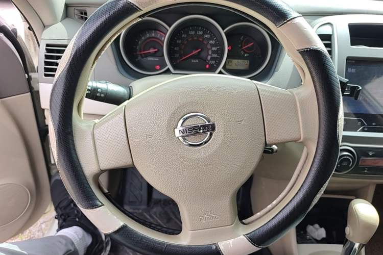 Used Nissan Sylphy 2019 Classic 1.6XE+ CVT SmartConnect Leading Edition Steering Wheel