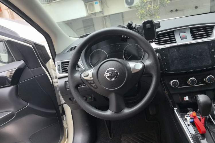 Used Nissan Sylphy 2019 Classic 1.6XL CVT Luxury Edition Steering Wheel