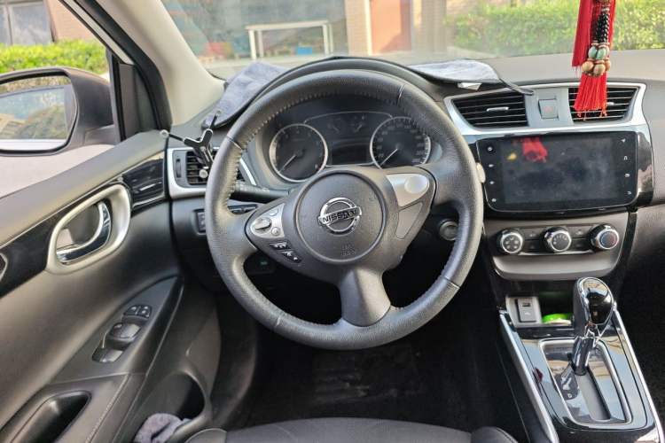 Used Nissan Sylphy 2019 Classic 1.6XL CVT Luxury Edition Steering Wheel
