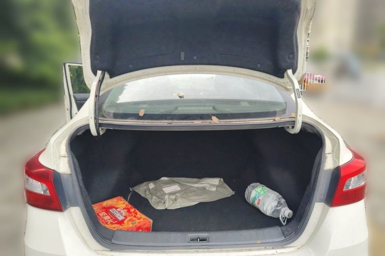 Used Nissan Sylphy 2019 Classic 1.6XL CVT Luxury Edition Trunk