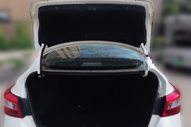 Used Nissan Sylphy 2019 Classic 1.6XE CVT Comfort Edition Trunk
