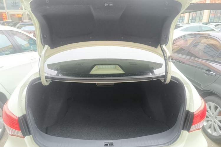 Used Nissan Sylphy 2019 Classic 1.6XE+ CVT SmartConnect Leading Edition Trunk