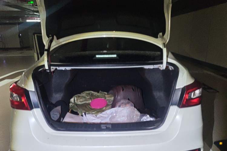 Used Nissan Sylphy 2019 Classic 1.6XE CVT Comfort Edition Trunk