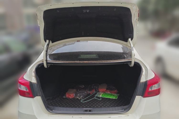 Used Nissan Sylphy 2019 Classic 1.6XL CVT Luxury Edition Trunk