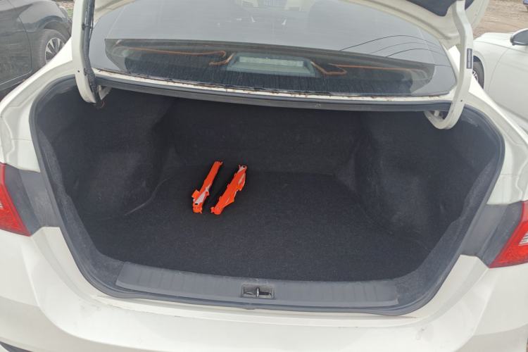 Used Nissan Sylphy 2019 Classic 1.6XE CVT Comfort Edition Trunk