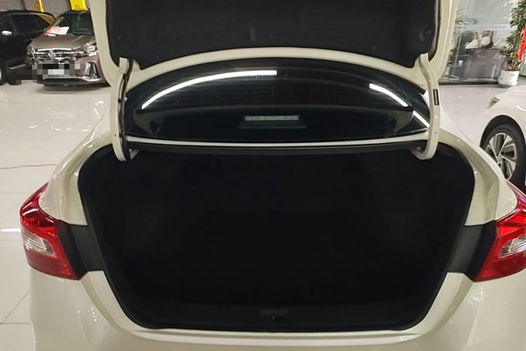 Used Nissan Sylphy 2019 Classic 1.6XE CVT Comfort Edition Trunk