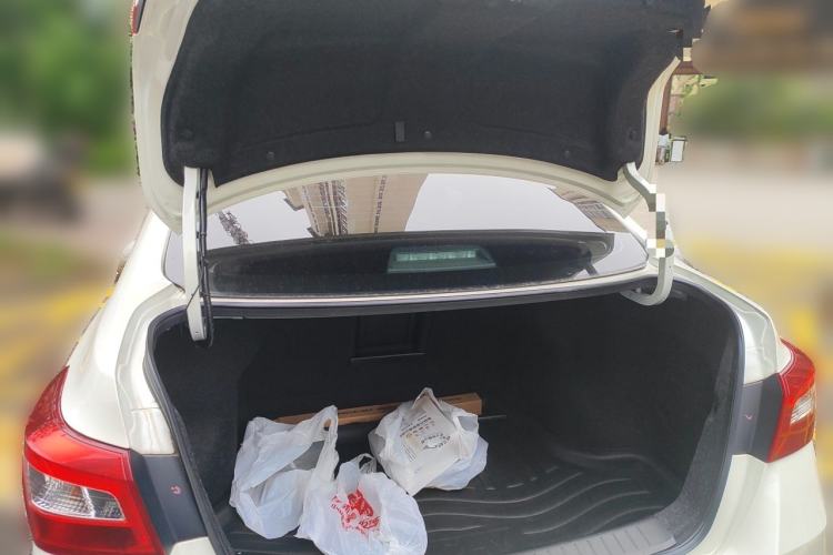 Used Nissan Sylphy 2019 Classic 1.6XL CVT Luxury Edition Trunk