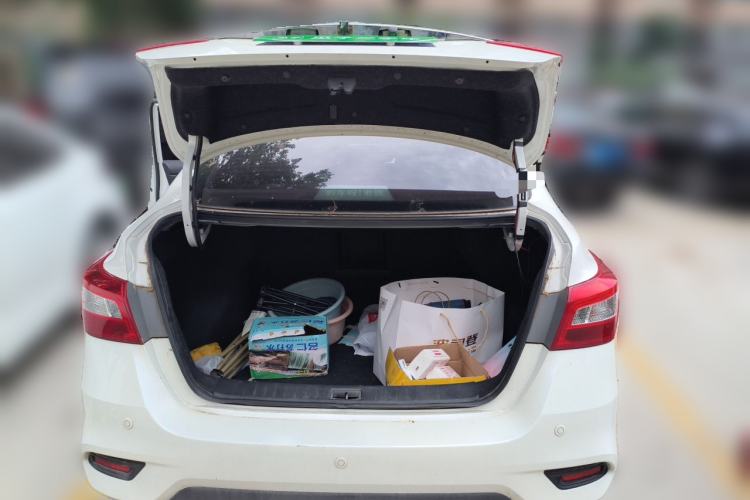 Used Nissan Sylphy 2019 1.6XL Manual Luxury Edition China V Standard Trunk