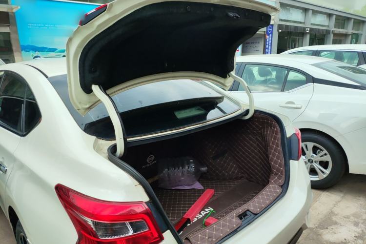 Used Nissan Sylphy 2019 Classic 1.6XE CVT Comfort Edition Trunk