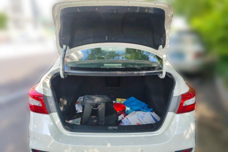 Used Nissan Sylphy 2019 1.6XV CVT Smart Connect Luxury Edition China V Standard Trunk