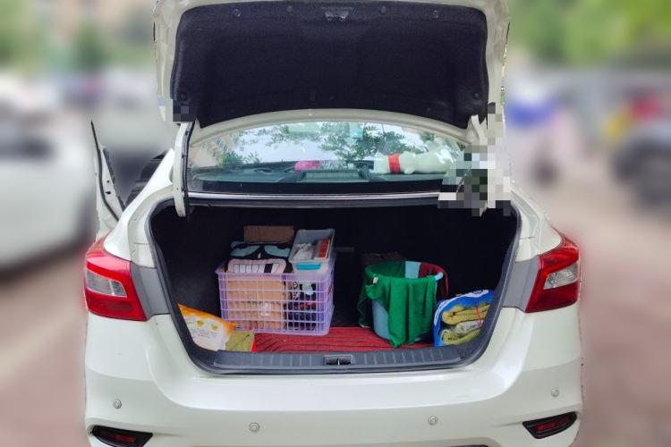 Used Nissan Sylphy 2019 1.6XV CVT Smart Connect Luxury Edition China VI Standard Trunk