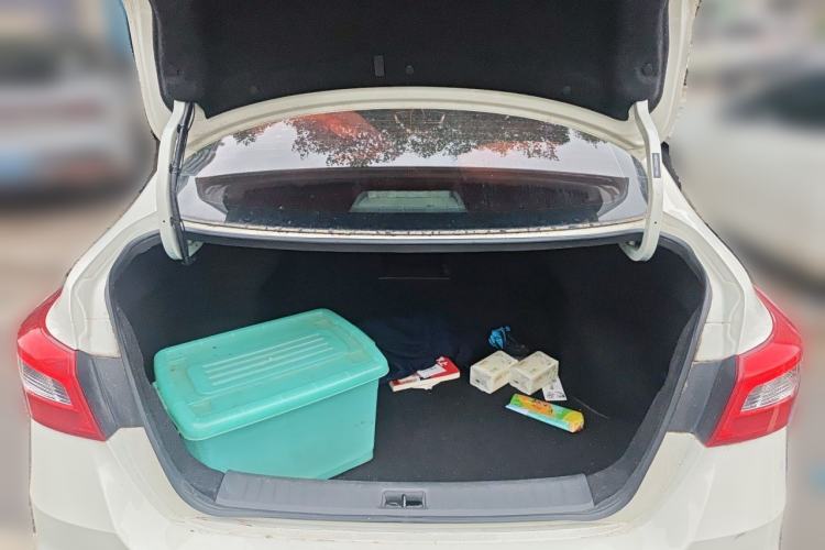 Used Nissan Sylphy 2019 Classic 1.6XL CVT Luxury Edition Trunk