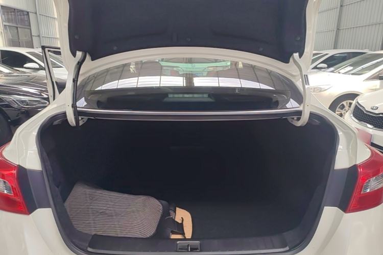 Used Nissan Sylphy 2019 Classic 1.6XL CVT Luxury Edition Trunk