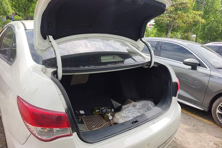 Used Nissan Sylphy 2019 Classic 1.6XE+ CVT SmartConnect Leading Edition Trunk