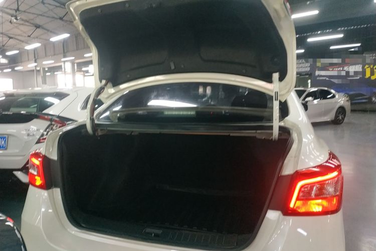 Used Nissan Sylphy 2019 Classic 1.6XE CVT Comfort Edition Trunk
