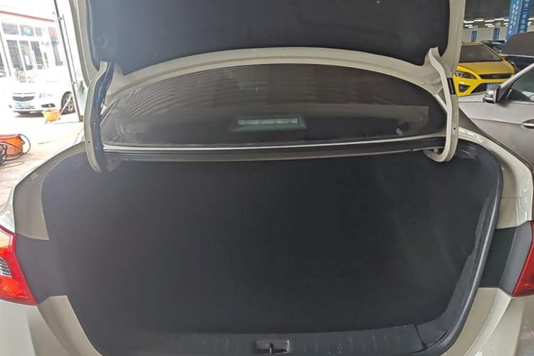 Used Nissan Sylphy 2019 Classic 1.6XE CVT Comfort Edition Trunk
