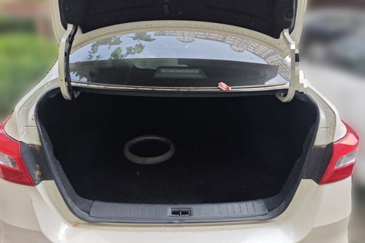 Used Nissan Sylphy 2019 Classic 1.6XE CVT Comfort Edition Trunk