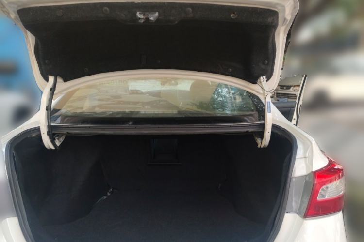 Used Nissan Sylphy 2019 1.6XV CVT Smart Connect Luxury Edition China V Standard Trunk