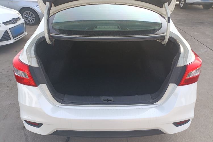 Used Nissan Sylphy 2019 Classic 1.6XE Manual Comfort Edition Trunk