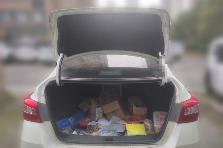 Used Nissan Sylphy 2019 1.6XV CVT Smart Connect Luxury Edition China VI Standard Trunk