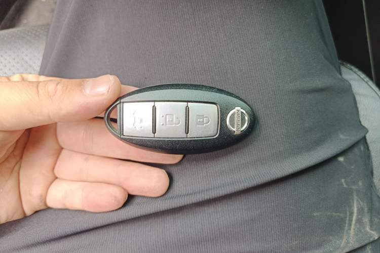 Used Nissan Sylphy 2019 1.6XV CVT Smart Connect Luxury Edition China V Standard Vehicle Key