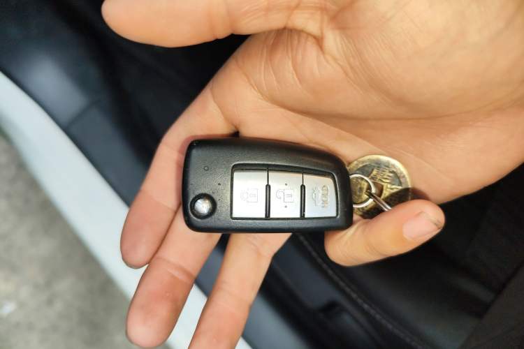 Used Nissan Sylphy 2019 Classic 1.6XE CVT Comfort Edition Vehicle Key