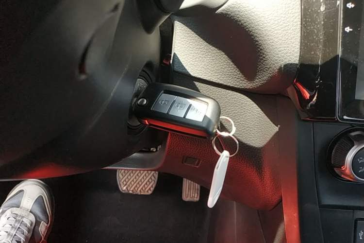 Used Nissan Sylphy 2019 Classic 1.6XE CVT Comfort Edition Vehicle Key