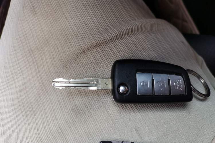 Used Nissan Sylphy 2019 1.6XV CVT Smart Connect Luxury Edition China V Standard Vehicle Key