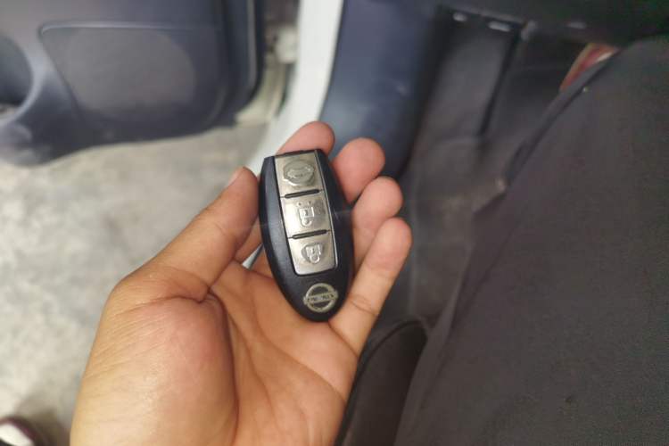 Used Nissan Sylphy 2019 1.6XV CVT Smart Connect Luxury Edition China VI Standard Vehicle Key