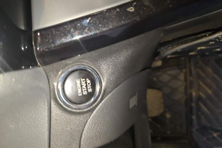 Used Nissan Sylphy 2019 Classic 1.6XL CVT Luxury Edition Vehicle Key