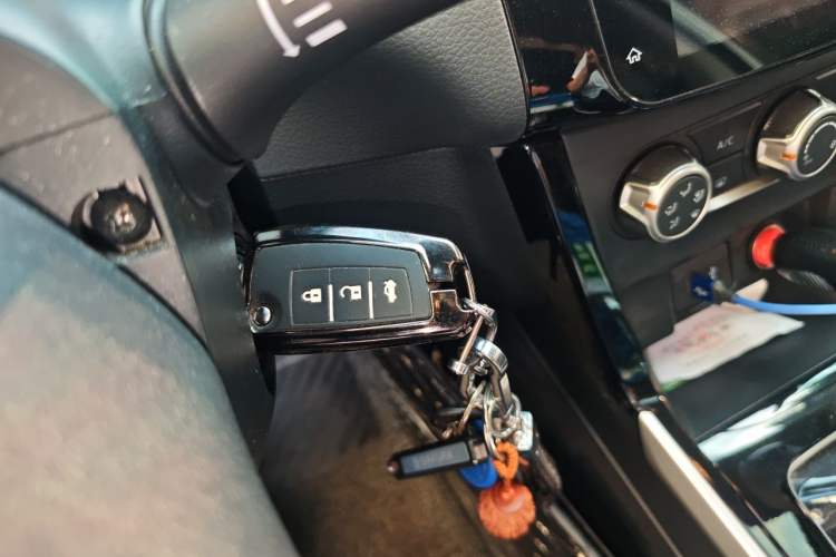 Used Nissan Sylphy 2019 Classic 1.6XL CVT Luxury Edition Vehicle Key