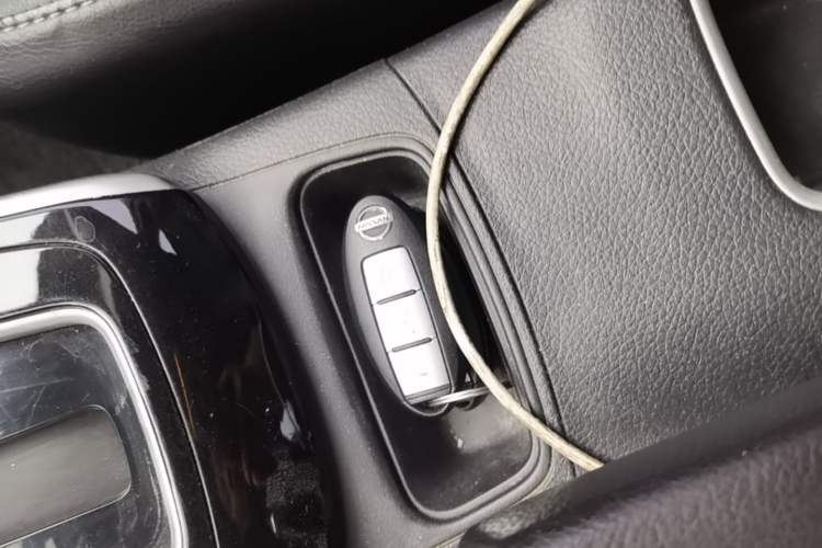 Used Nissan Sylphy 2019 1.6XV CVT Smart Connect Luxury Edition China V Standard Vehicle Key